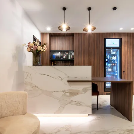 One Two Four - & Hotel Gandawa