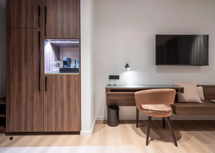 One Two Four - & Hotel Ghent