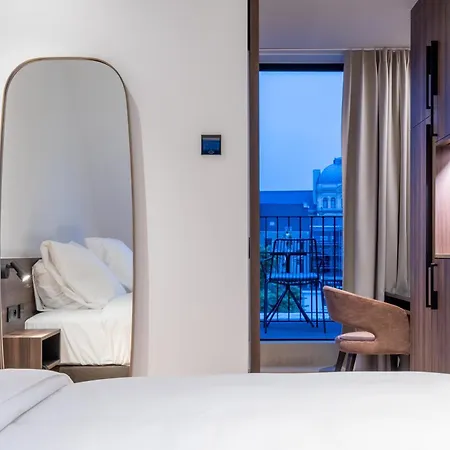 Hotell One Two Four - & 4*