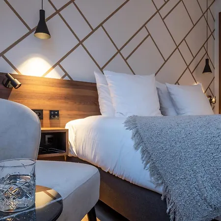 One Two Four - & Гент